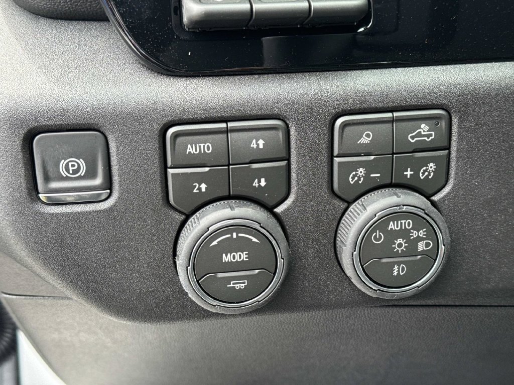2026 Chevrolet Silverado 1500 LTZ - Photo 23