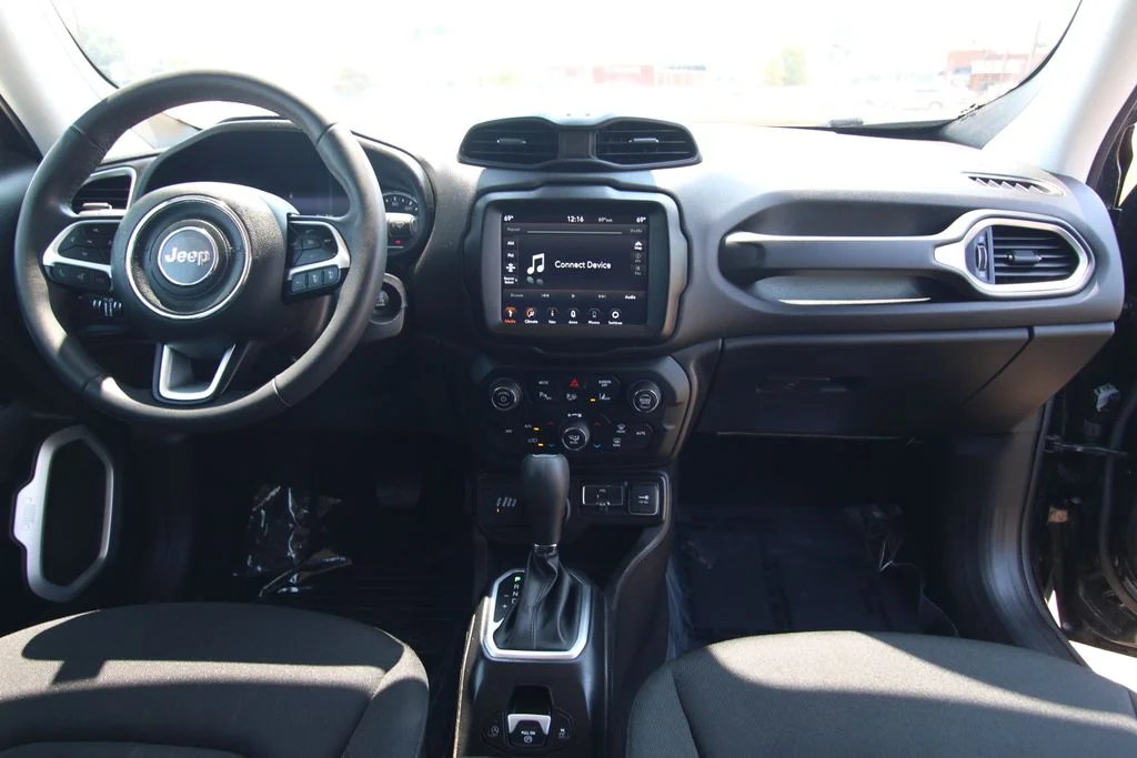 Used 2021 Black Jeep Latitude image 42
