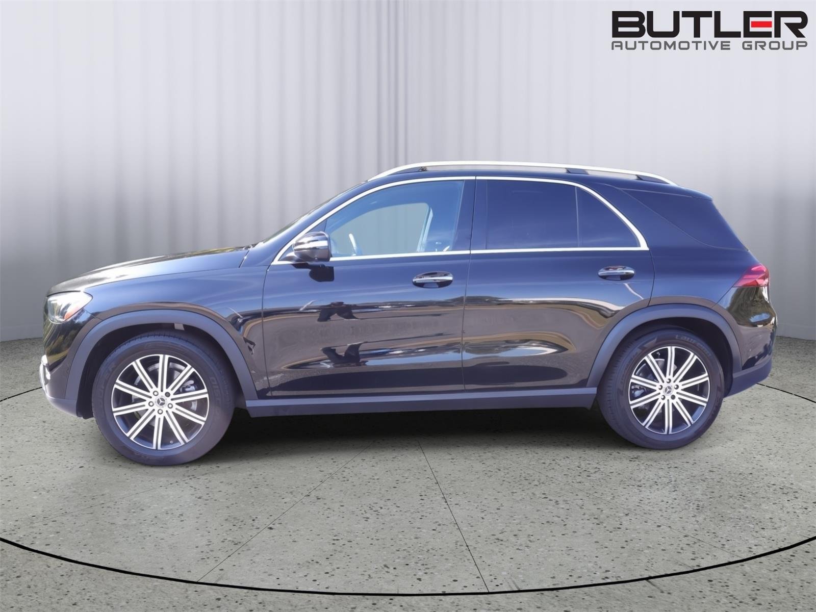 Used 2025 BLACK Mercedes-Benz GLE 350 image 3