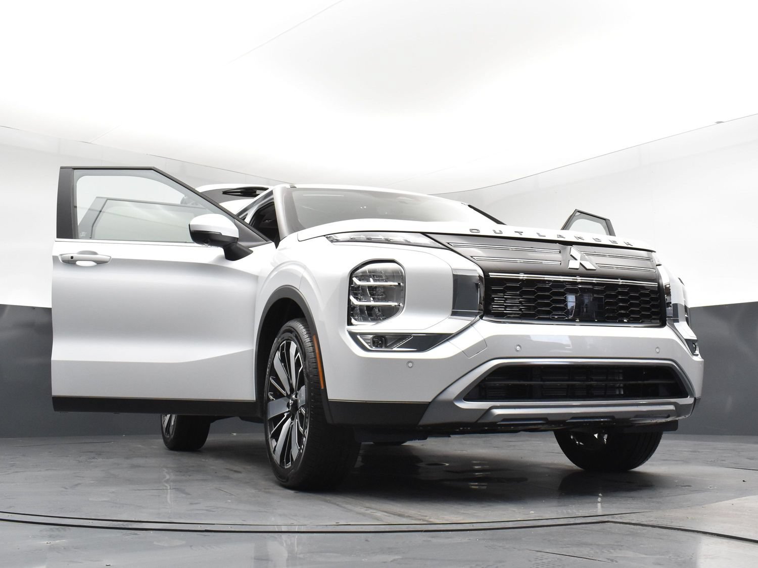 New 2026 White Mitsubishi SE 1.5T 2WD image 32