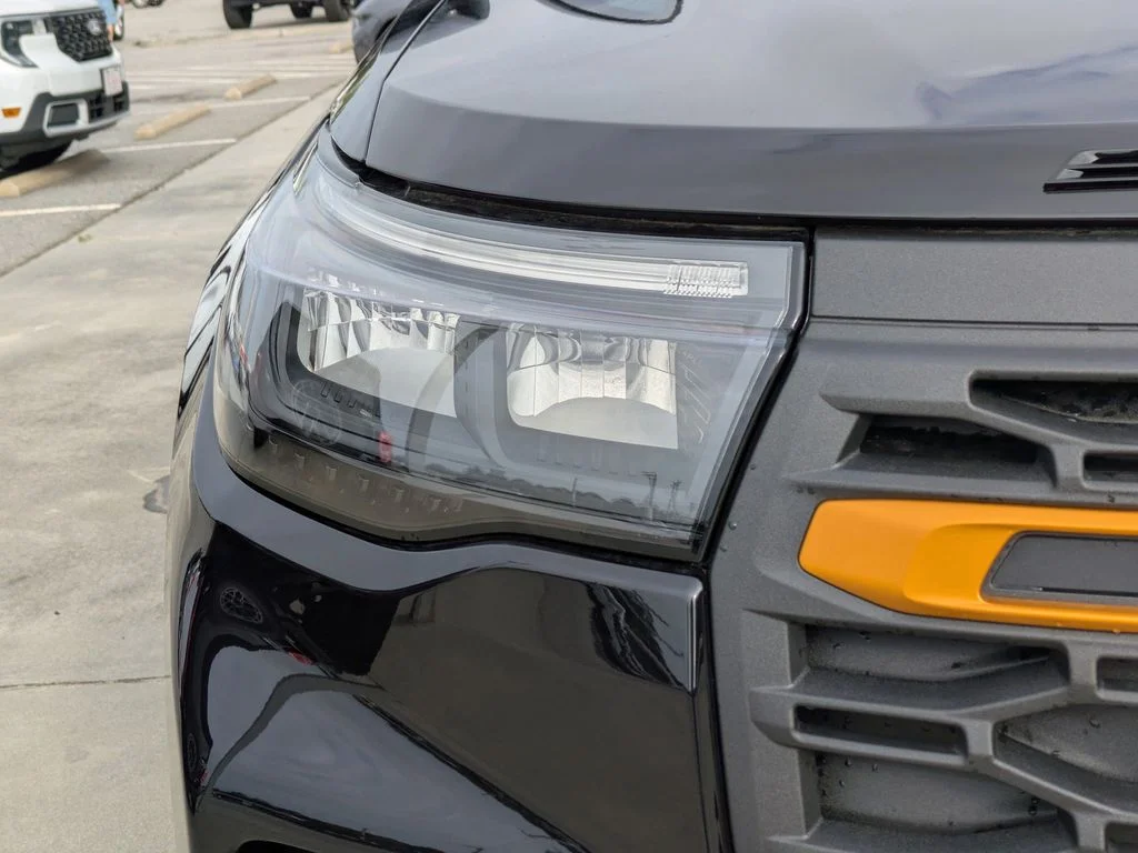 New 2026 Agate Black Metallic Ford Tremor image 9
