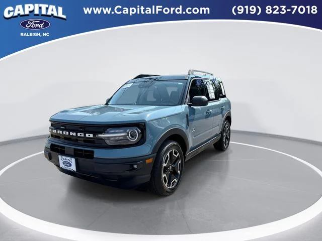 Used 2023  Ford Outer Banks image 4