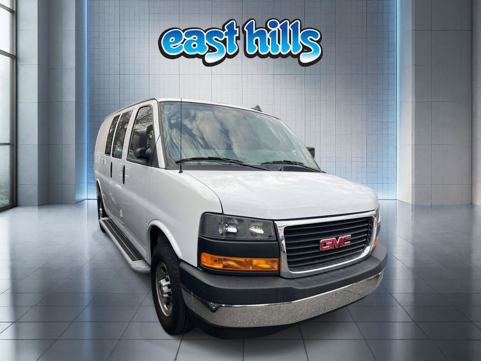 2024 GMC Savana 2500's photo