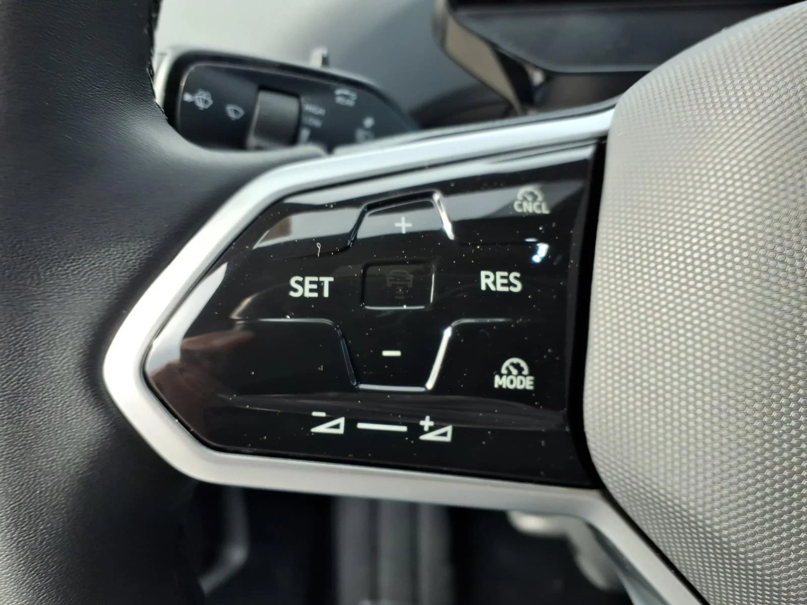 New 2026 Mountain  Lake Blue Metallic Volkswagen PRO AWD image 12