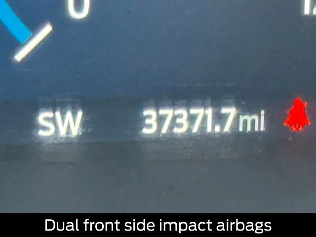Used 2022 White Ford Lariat image 36