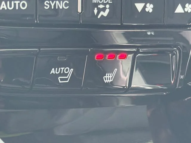 Used 2025 White Acura Technology Package image 31