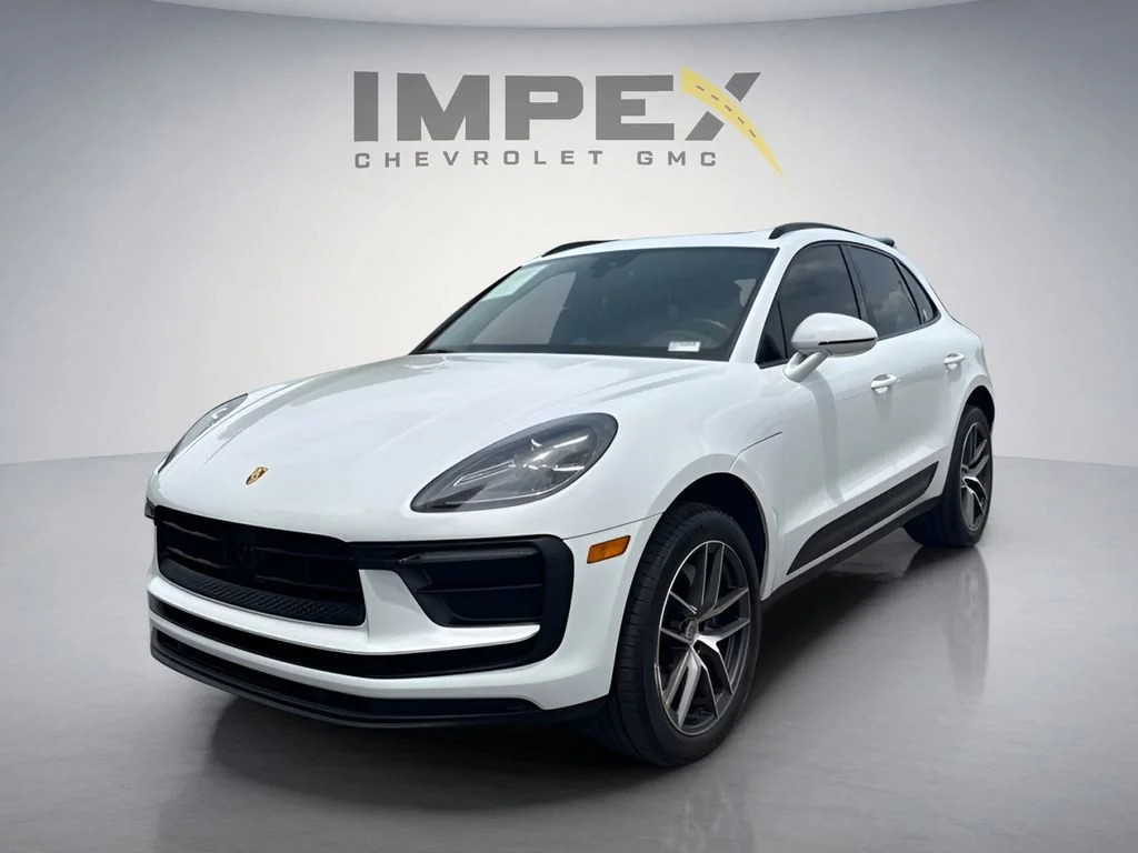 Used 2024  Porsche  image 1