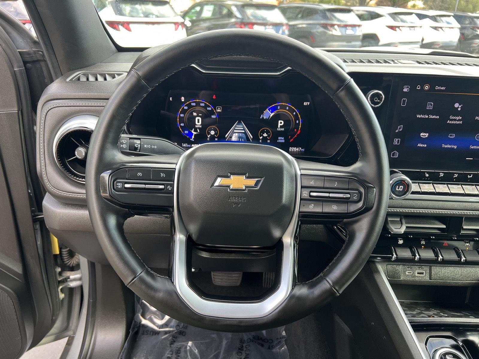 2024 Chevrolet Colorado LT - Photo 6