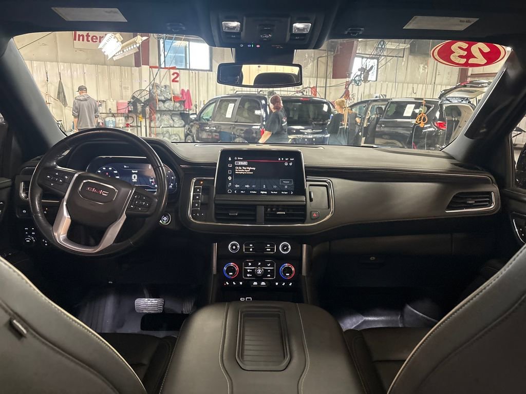 Used 2023 Onyx Black GMC SLT image 18
