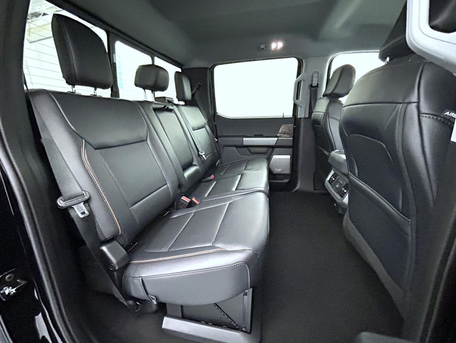 New 2026 Agate Black Metallic Ford Lariat image 18