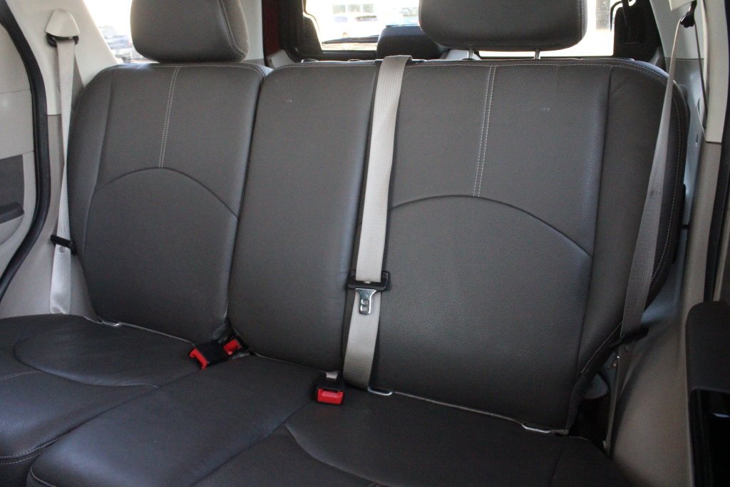 Used 2010 Sangria Red Mazda s Grand Touring image 19