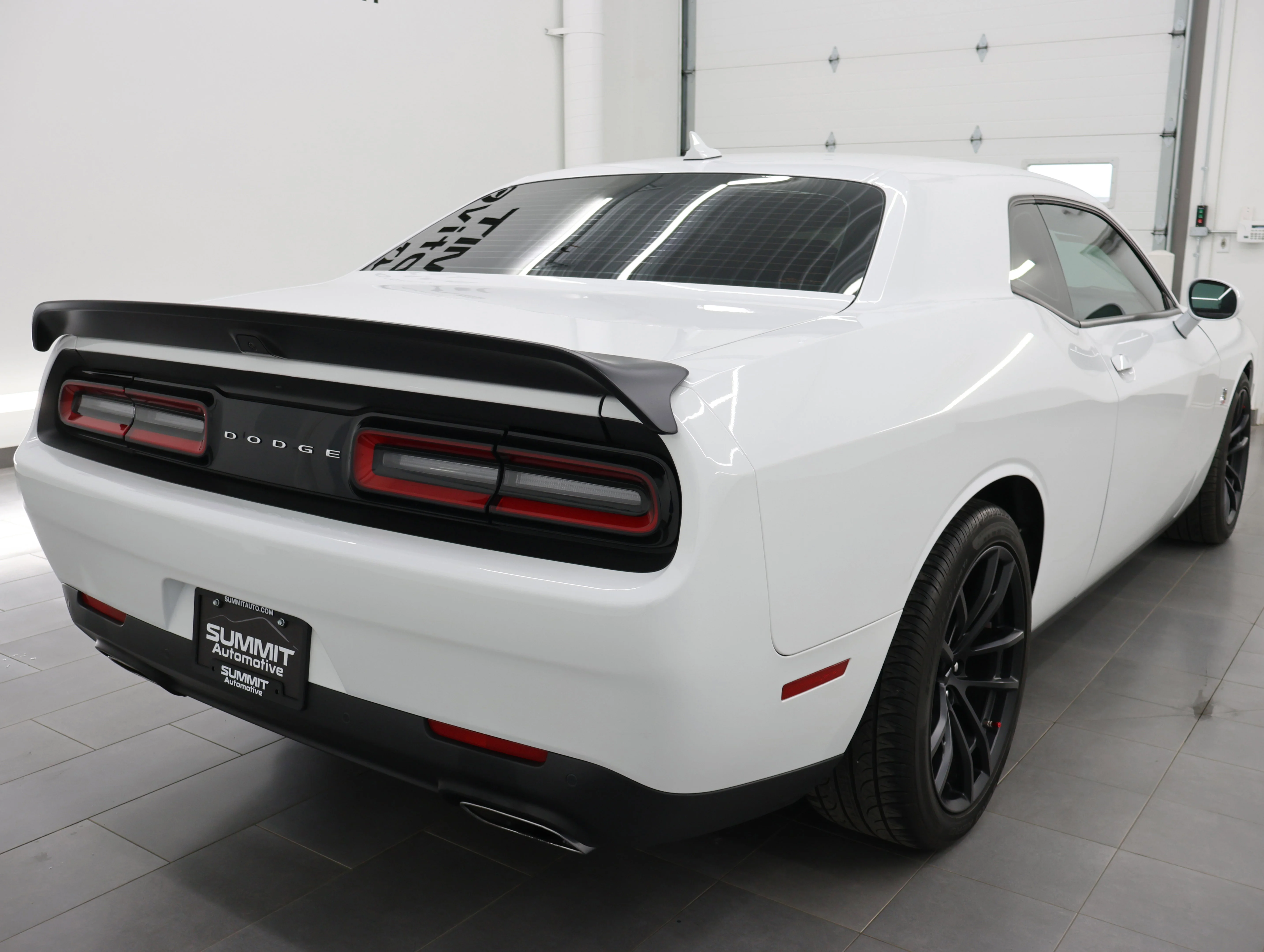 Used 2021 White Knuckle Clearcoat Dodge R/T Scat Pack image 5