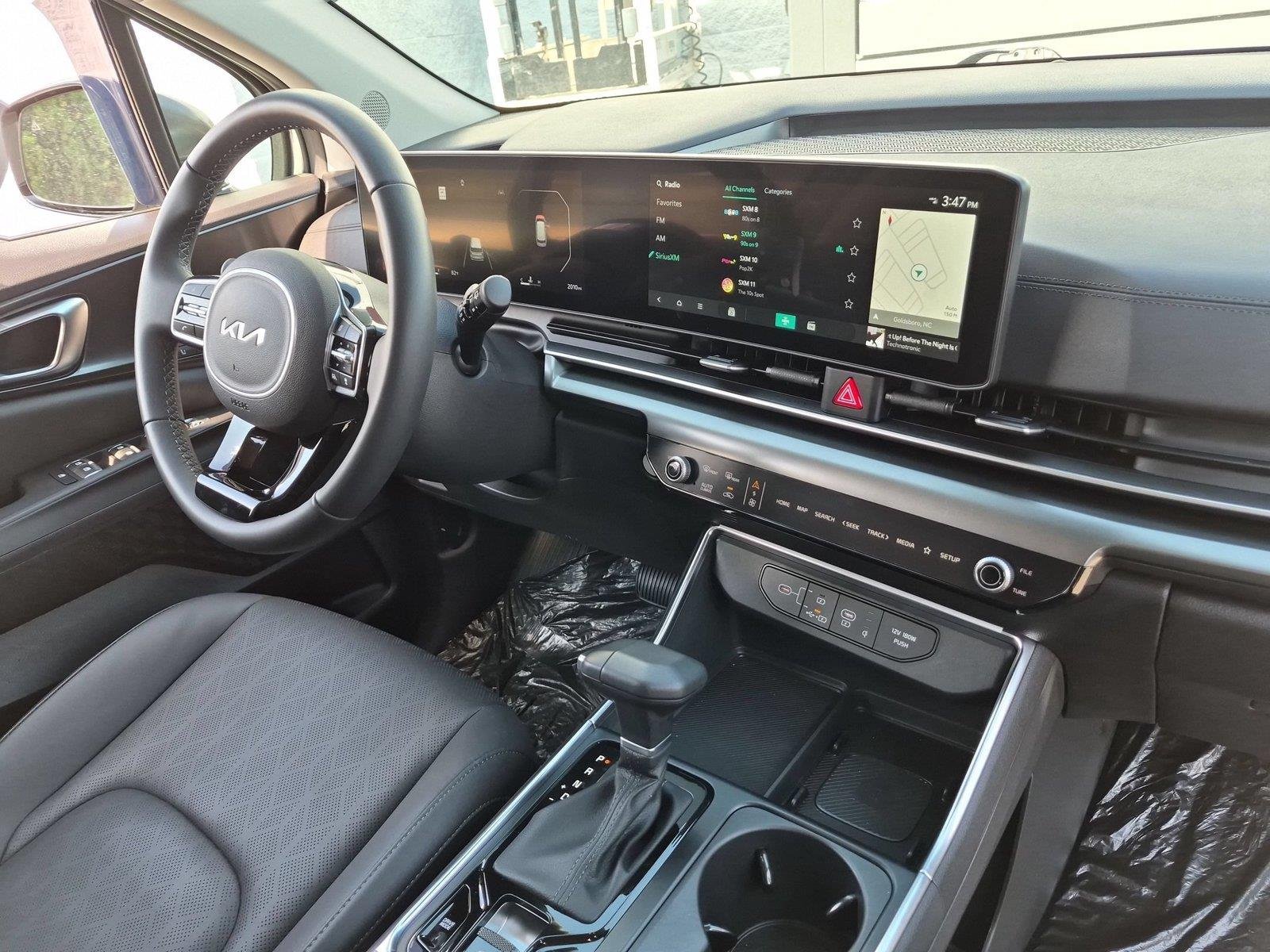 Used 2026 Ceramic Silver Kia SX image 39