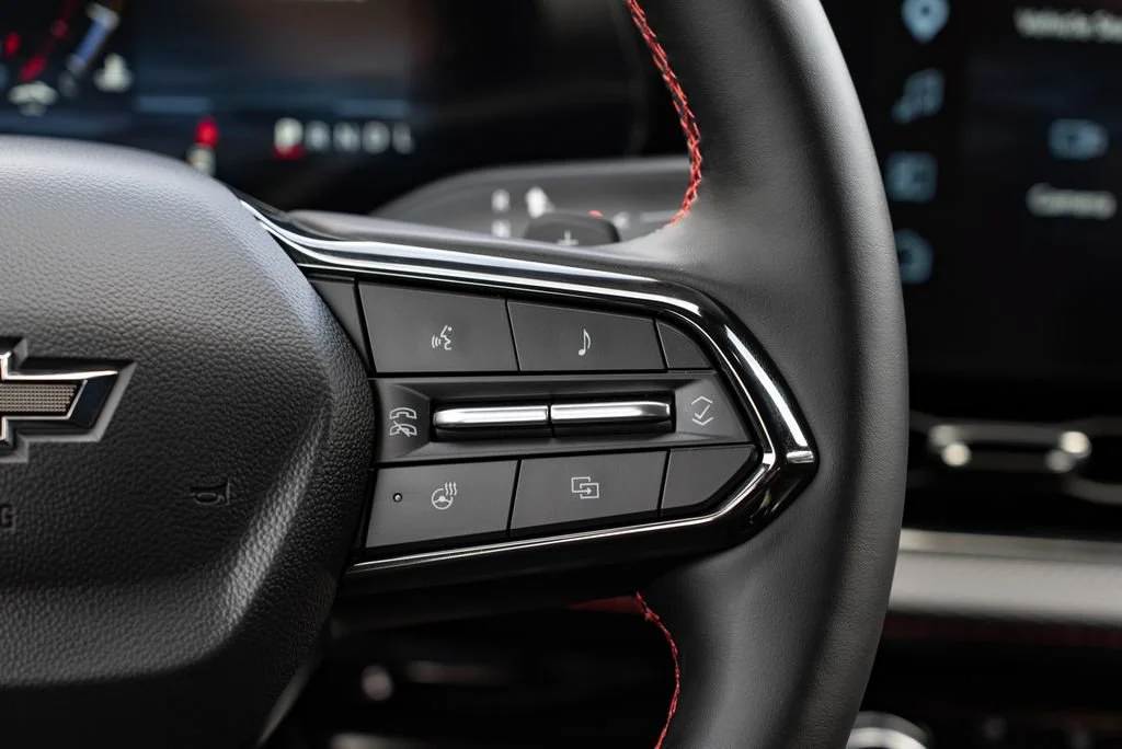 2027 Chevrolet Equinox RS - Photo 16