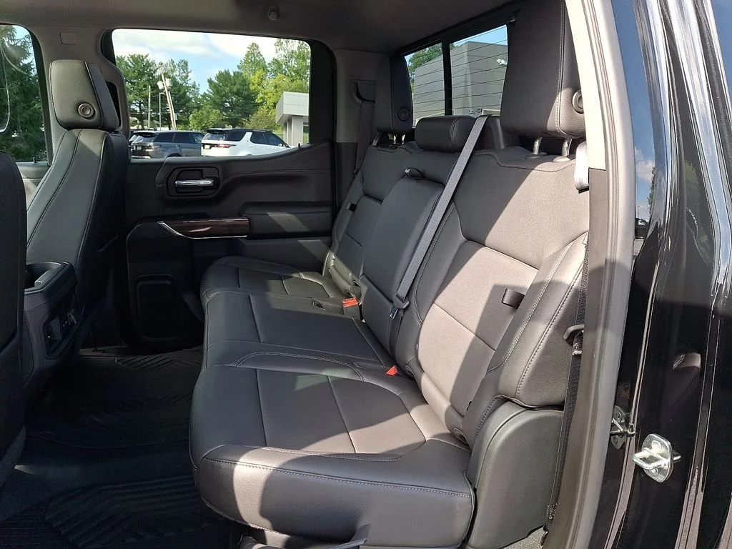 Used 2021 Black Chevrolet LT Trail Boss image 10