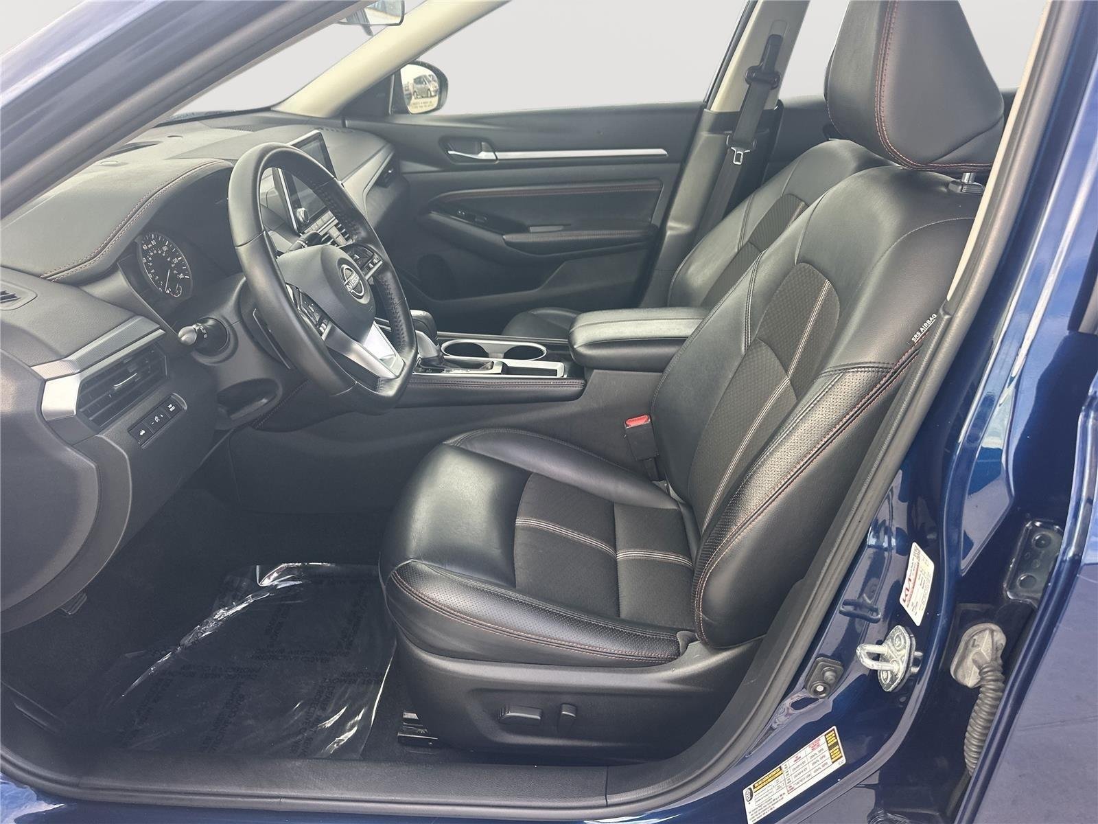 Used 2023 Deep Blue Pearl Nissan 2.5 SR image 7