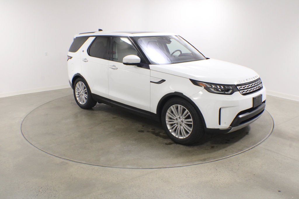 Used 2018 Fuji White Land Rover HSE Luxury image 8