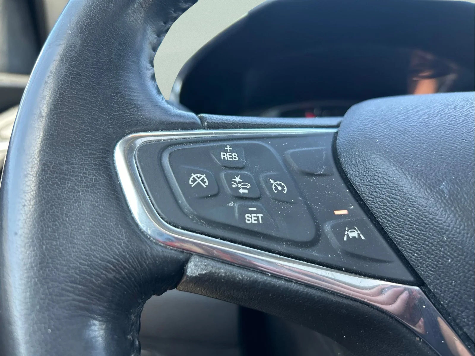 Used 2020 Summit White Chevrolet LT image 14
