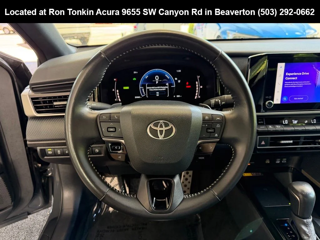 Used 2025 Heavy Metal/Midnight Black Metallic Toyota SE image 18