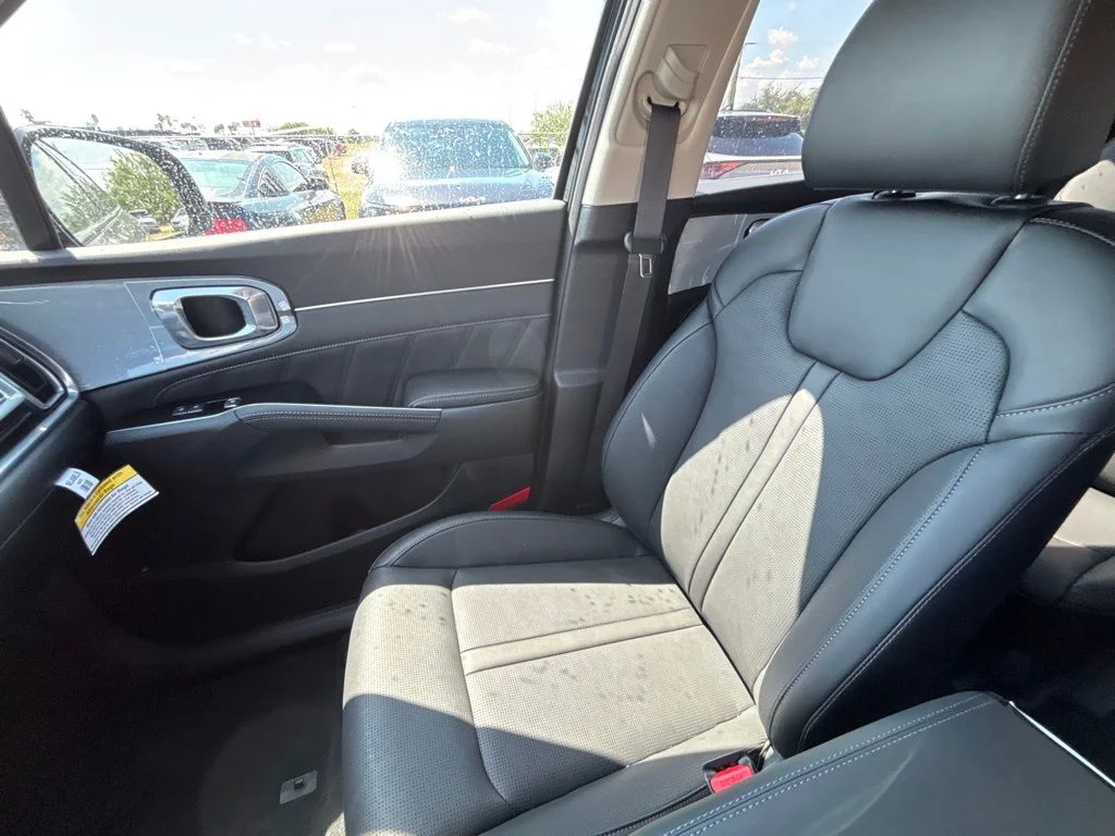 New 2025 Black Kia X-Line SX image 15