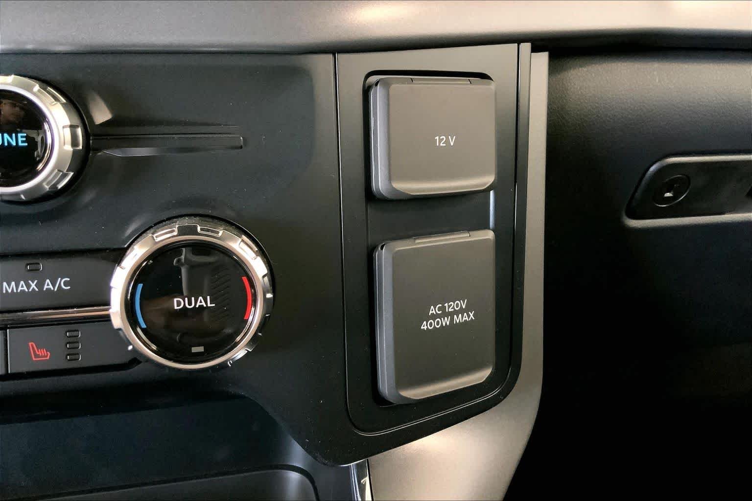 New 2026 Agate Black Metallic Ford XLT image 20