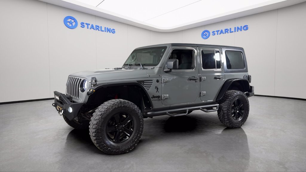 Used 2021 Gray Jeep Sport Altitude 4x4 image 2