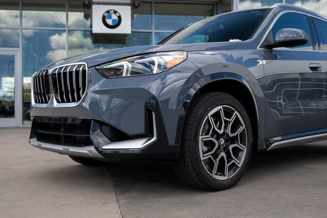 Certified Used 2026 Storm Bay Metallic BMW xDrive28i image 6