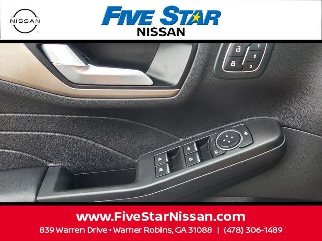Used 2021 Gray Ford SEL image 31