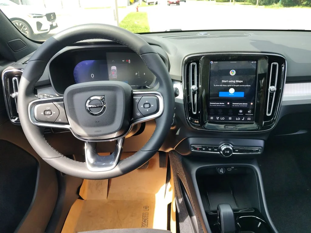 New 2026 Crystal White Volvo Ultra image 33