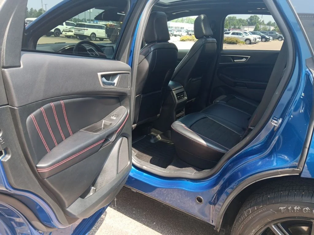 Used 2023 Blue Metallic Ford ST Line image 26