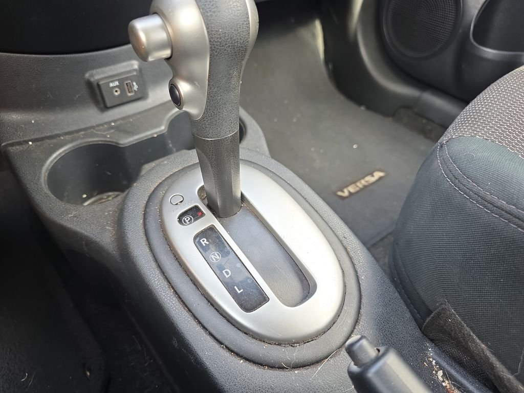 Used 2019 Gray Nissan 1.6 SV image 26