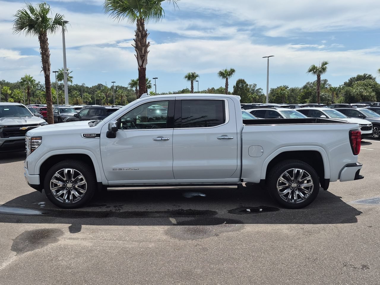 2026 GMC Sierra 1500 Denali - Photo 5
