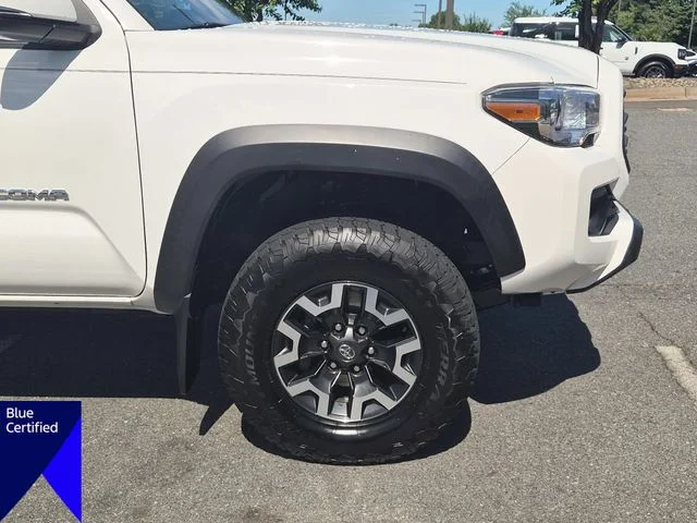 Used 2022 White Toyota TRD Off-Road image 10