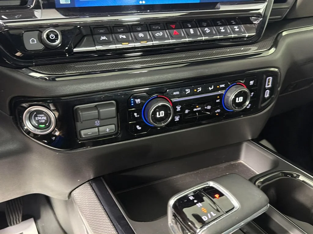 Used 2025 Summit White Chevrolet ZR2 image 24