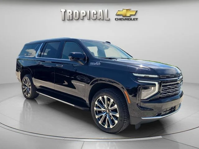 Used 2025 Black Chevrolet High Country image 7