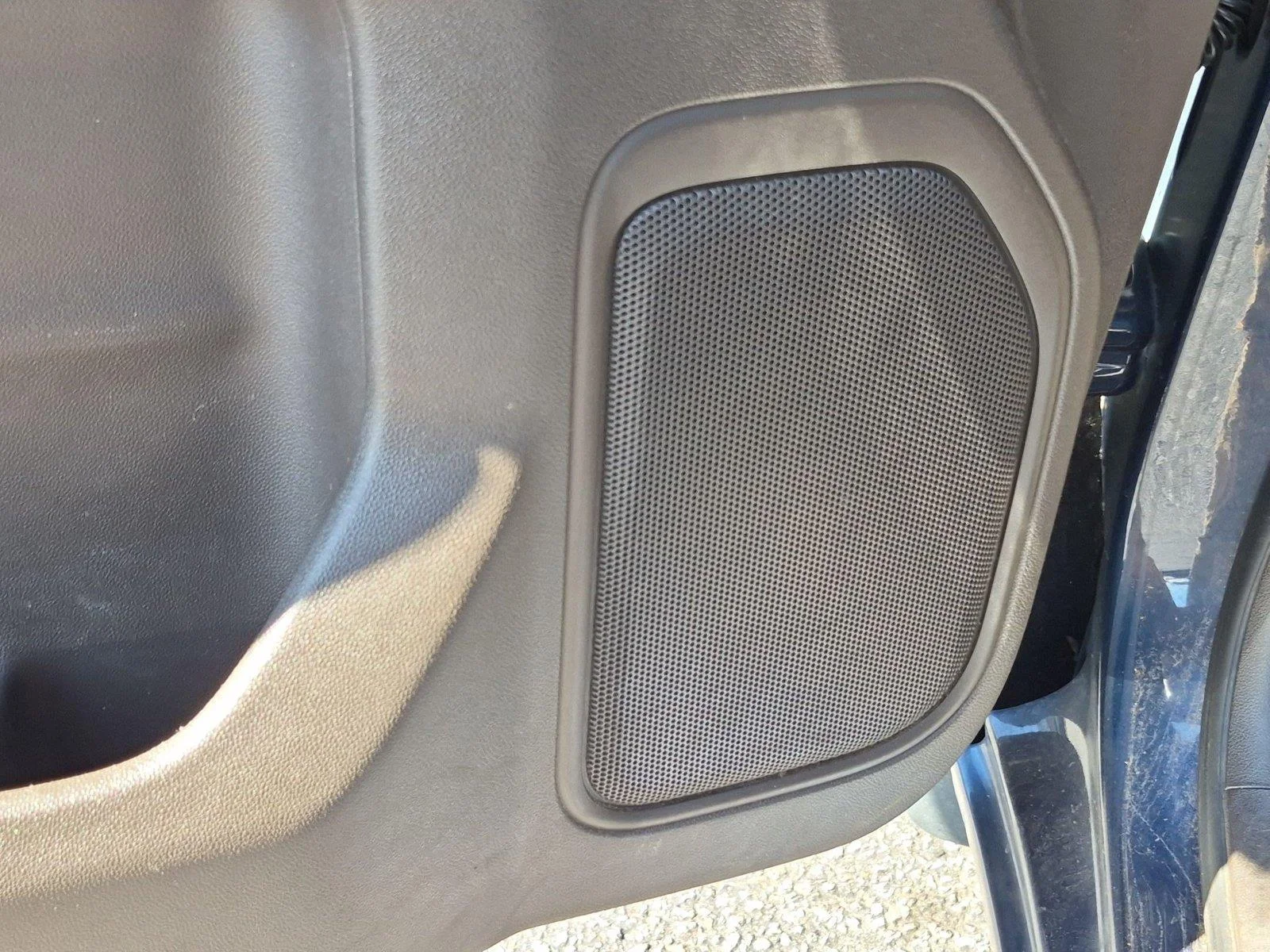 Used 2021 Northsky Blue Metallic Chevrolet LT image 16