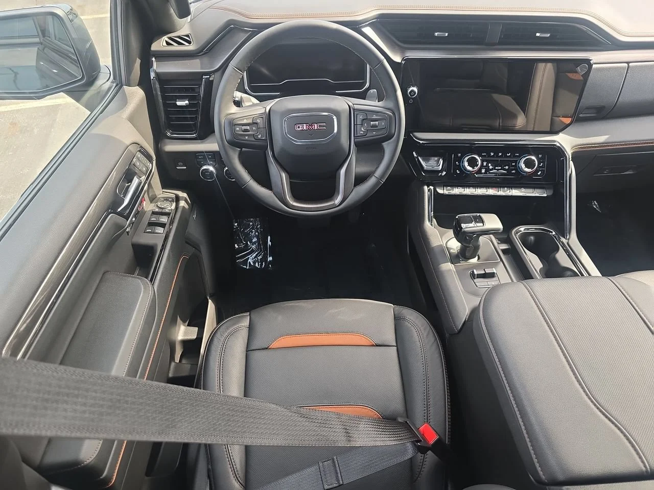 Used 2024 Onyx Black GMC AT4 image 20
