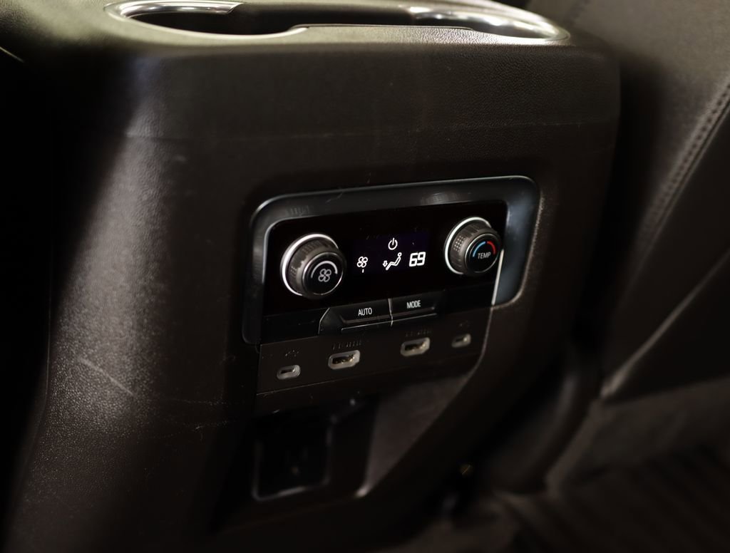 Used 2021 SUMMIT WHITE Chevrolet LT image 32