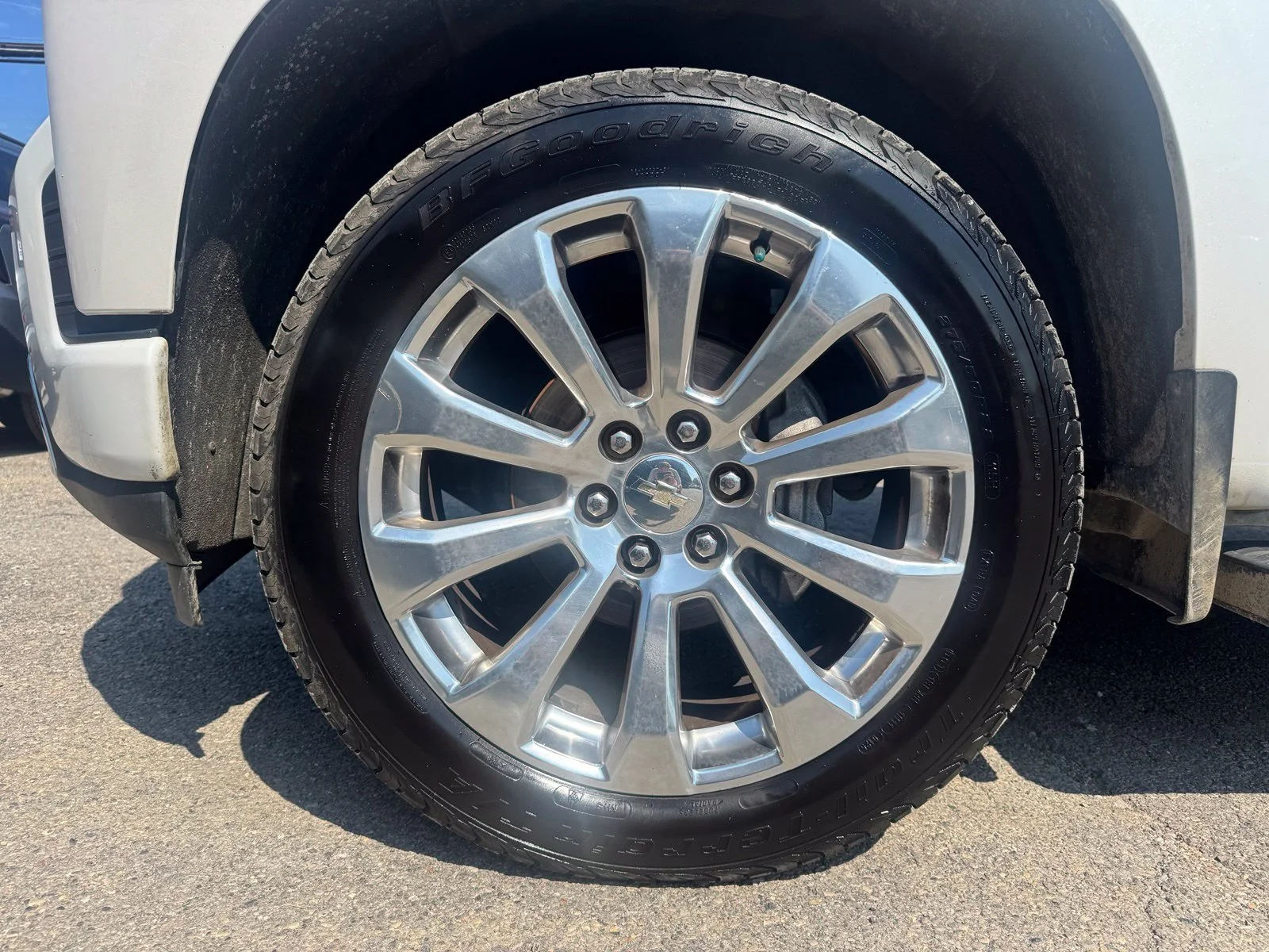 Used 2020 Beige Chevrolet High Country image 12