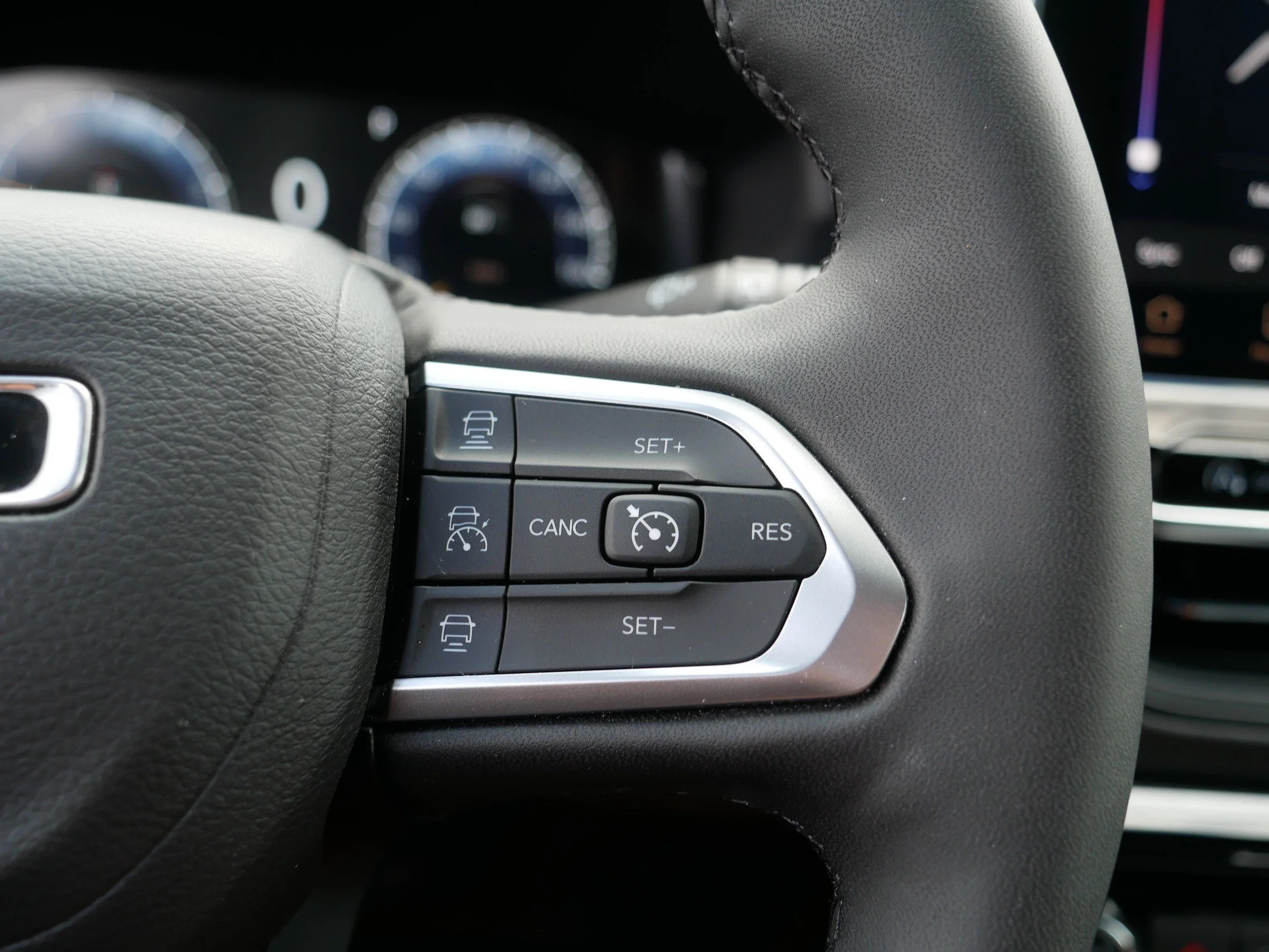 Used 2025 Bright White Clearcoat Jeep Limited image 29