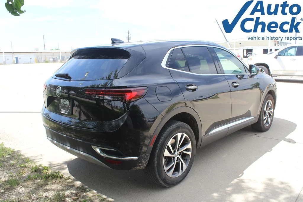 Used 2023 Black Buick Essence image 3