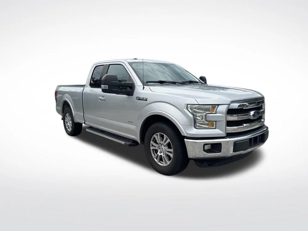 Used 2016 Ingot Silver Ford Lariat image 2