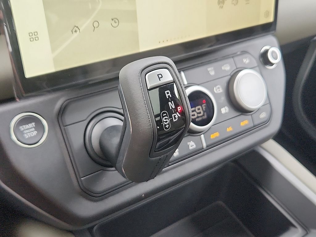 New 2026 Fuji White Land Rover S image 7