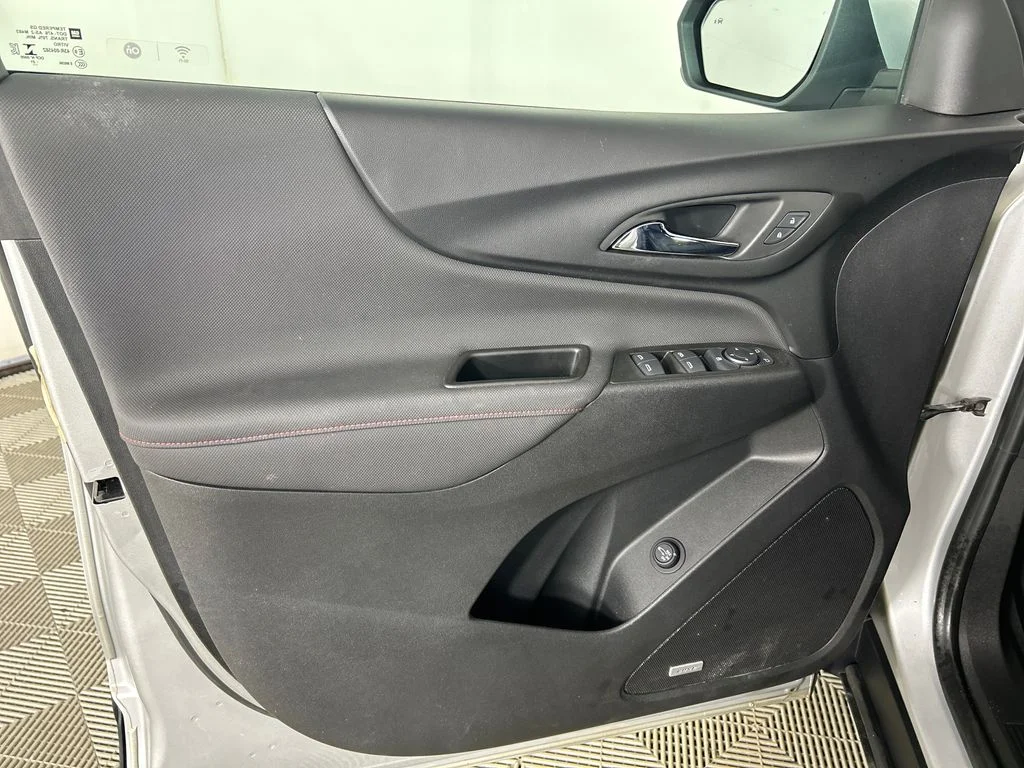 Used 2022 Silver Chevrolet RS image 11