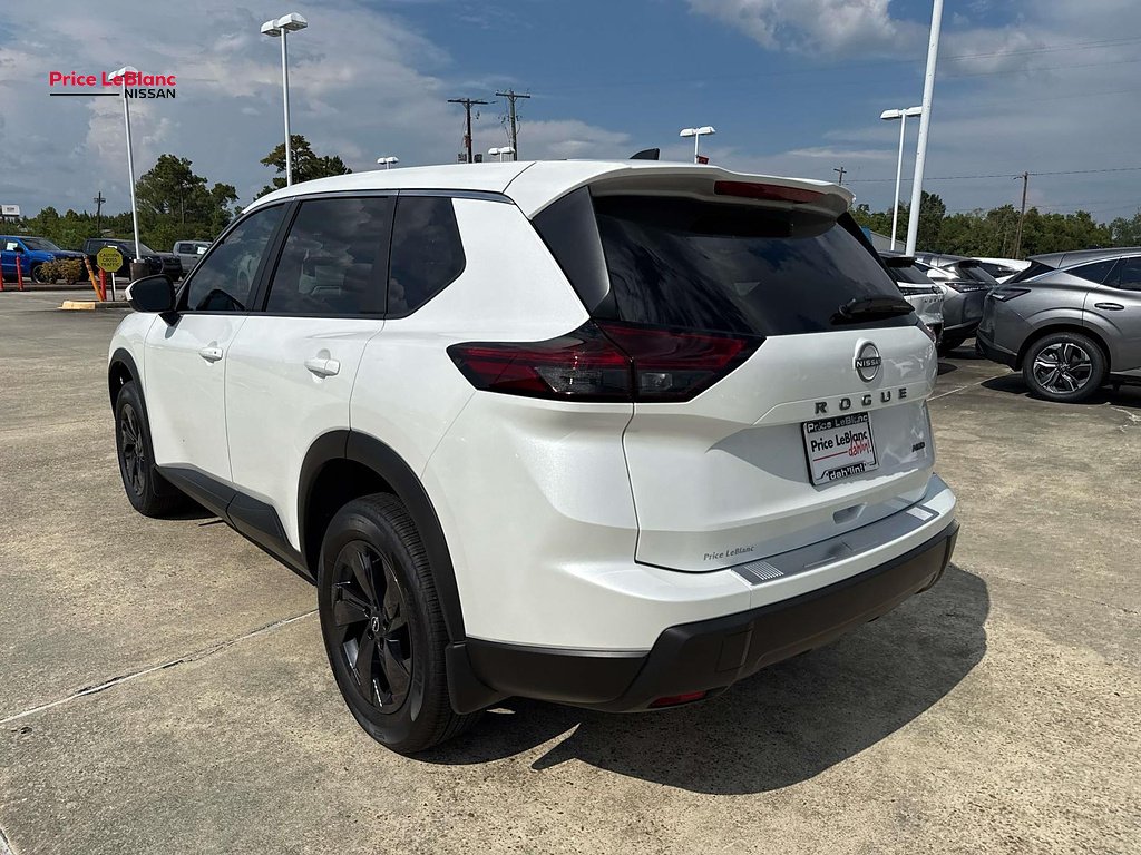 New 2026 Everest White Pearl Tricoat Nissan SV image 5