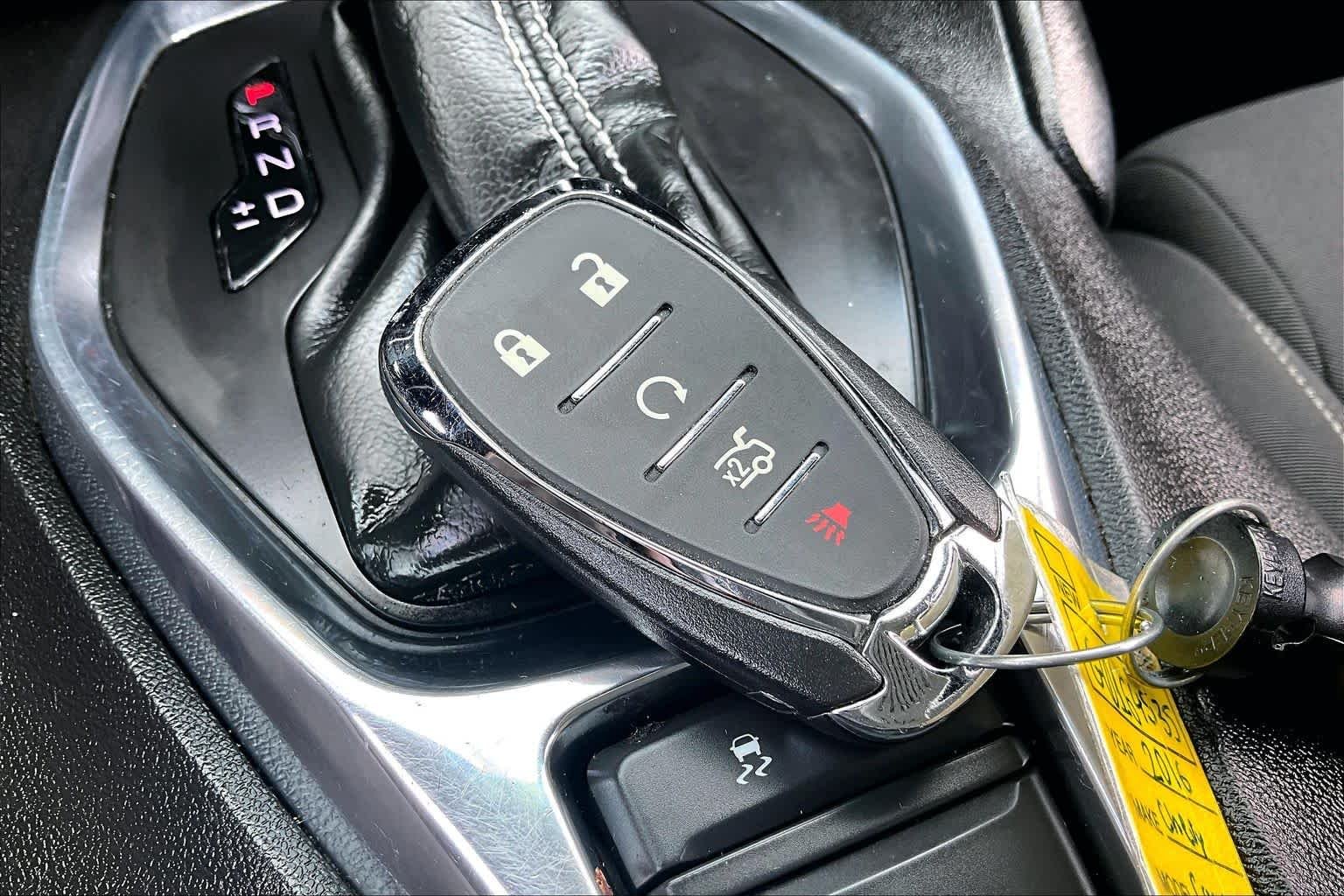 Used 2016 Summit White Chevrolet 1LT image 15