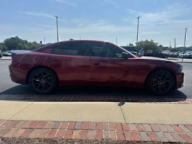 Used 2023 Red Dodge SXT image 5
