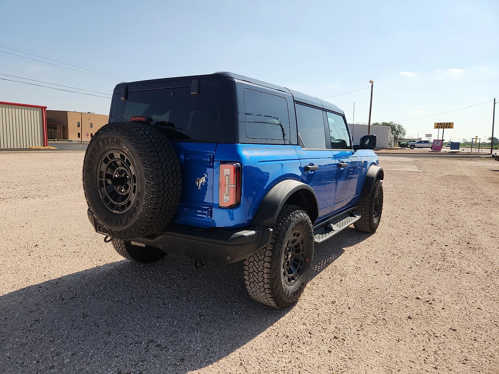 New 2026 Velocity Blue Metallic Ford Badlands® image 7