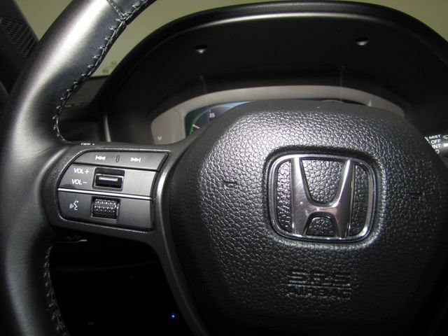 Certified Used 2025 Crystal Black Pearl Honda Sport image 5