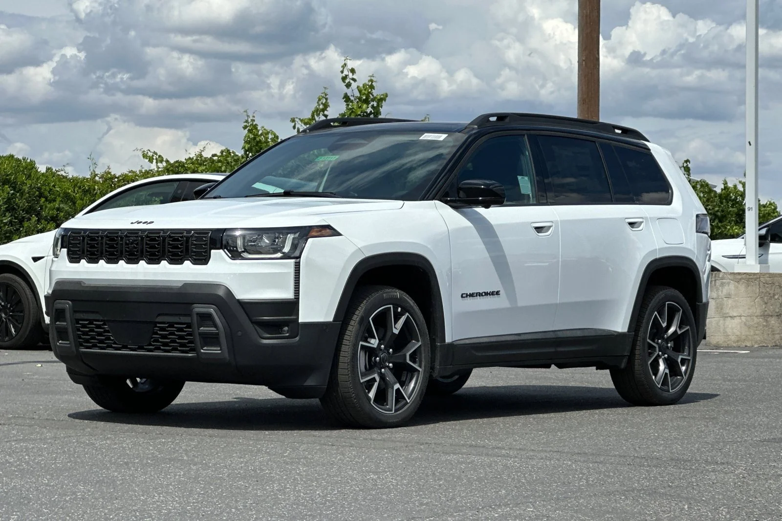 New 2026 Bright White Clear-Coat Exterior Paint Jeep Overland image 8